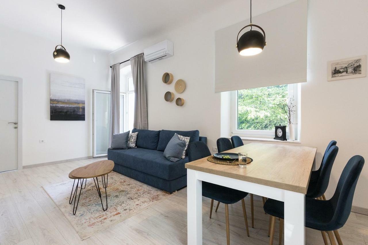 *** Lounge Terrace Apartment With The Harbour View / City Centre *** 普拉 外观 照片