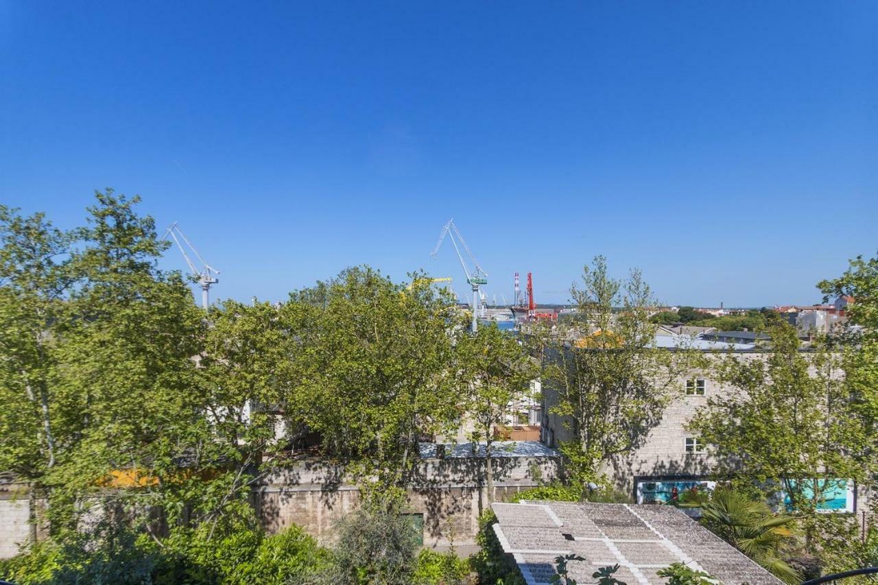 *** Lounge Terrace Apartment With The Harbour View / City Centre *** 普拉 外观 照片